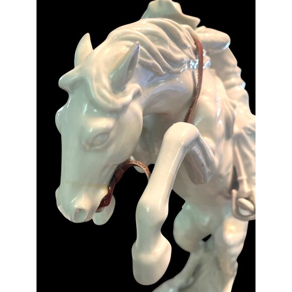 Frederick Remington's Bronco Buster Porcelain Gift World of Gorham Cowboy Wester - Picture 6 of 7